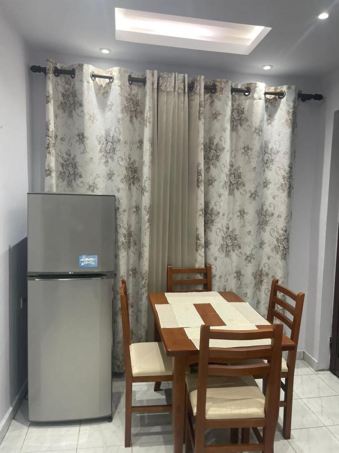 E&B Cosy Apartment Tirana Exterior photo