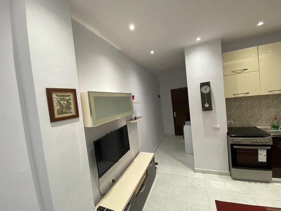 E&B Cosy Apartment Tirana Exterior photo